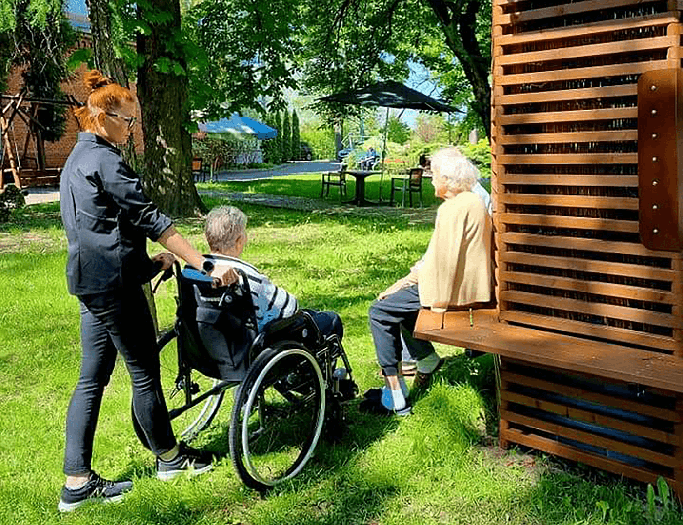 Read more about the article Die Vorteile von Gradierwerken in Seniorenheimen, Altenheimen und Pflegeheimen