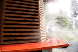 Read more about the article Die Heilwirkung des Gradierwerks mit Jod-Brom-Sole: Gesundheit aus der Natur